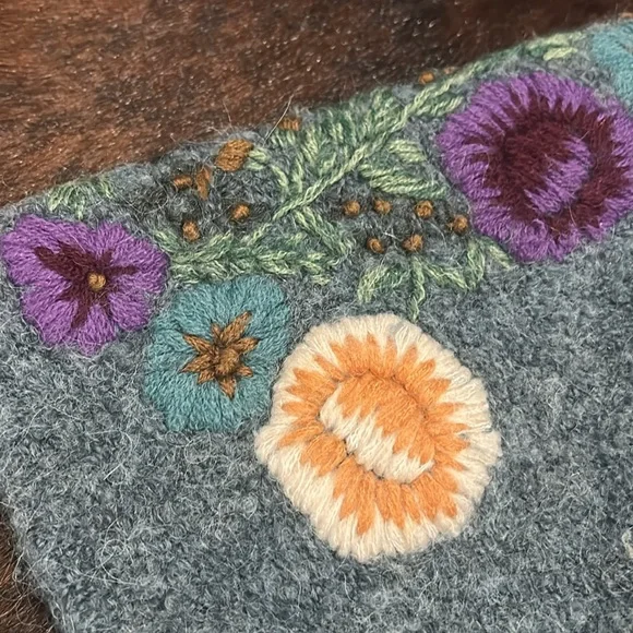 Sleeping on Snow Anthropologie Alpaca/Wool/Mohair Blend Floral Yarn Sweater - Picture 6 of 11